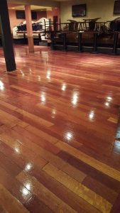 hardwood floor cleaning professional